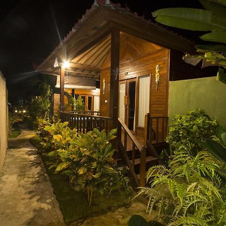 Amora Hut'S Lembongan Dış mekan fotoğraf